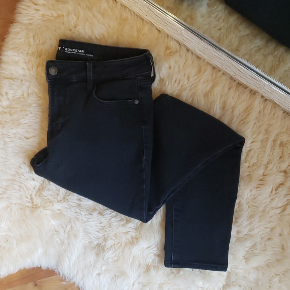 Old Navy Rockstar Secret-Soft Black Jeans
